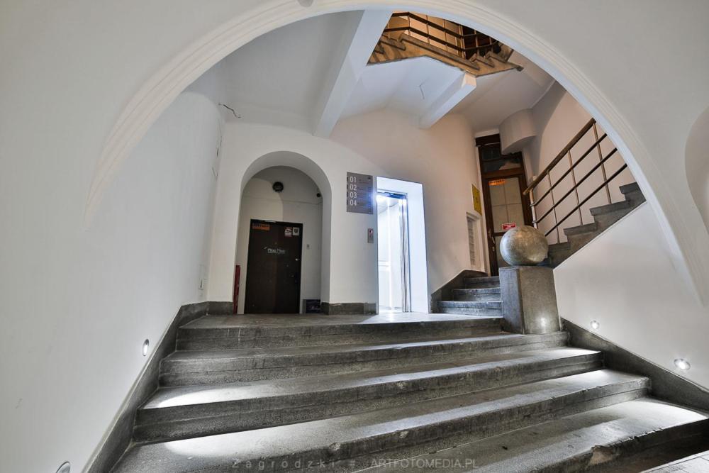 Aparthotel Saint Thomas Corner - By Upstairs Cracovia Exterior foto