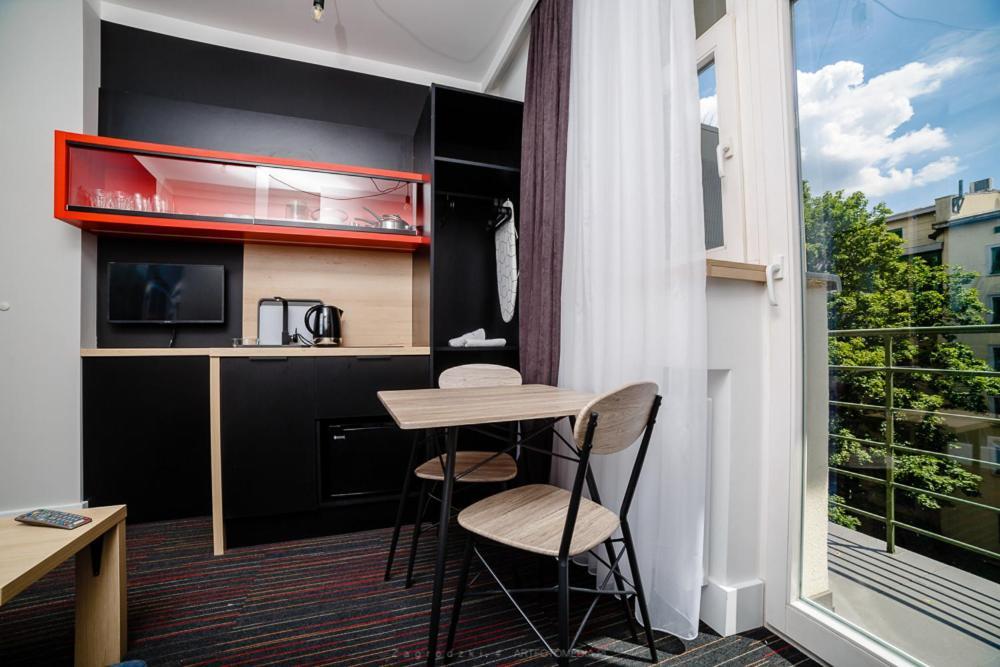 Aparthotel Saint Thomas Corner - By Upstairs Cracovia Exterior foto